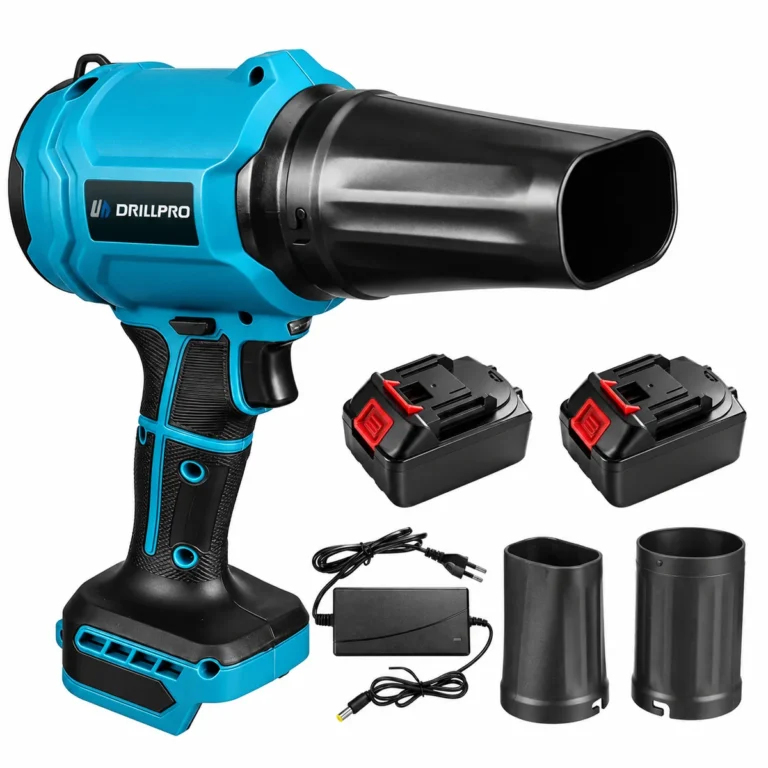 Fukár Drillpro s dvoma batériami, nabíjačkou a príslušenstvom na bielom pozadí.